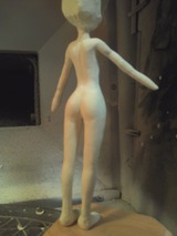 原型の後ろ側の形を出したところ