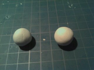 丸めた石粉粘土